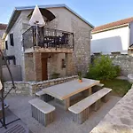Apartment Noemi1 By Interhome
