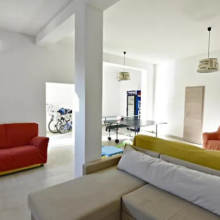 Noemi1 By Interhome *