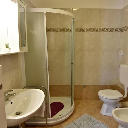 Noemi1 By Interhome * Пореч